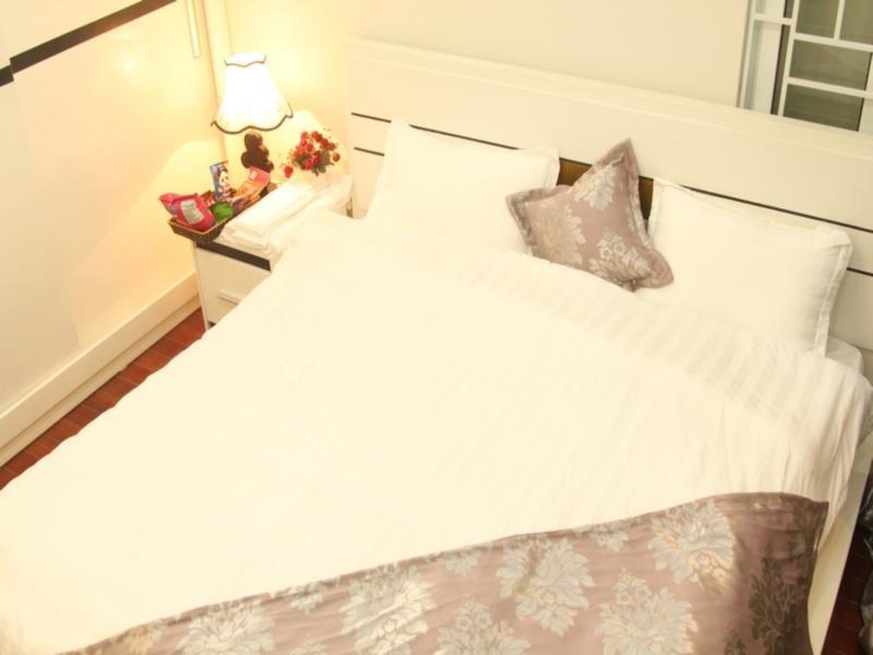 Hotel Reddoorz Yen Phu Street à Hanoï Extérieur photo