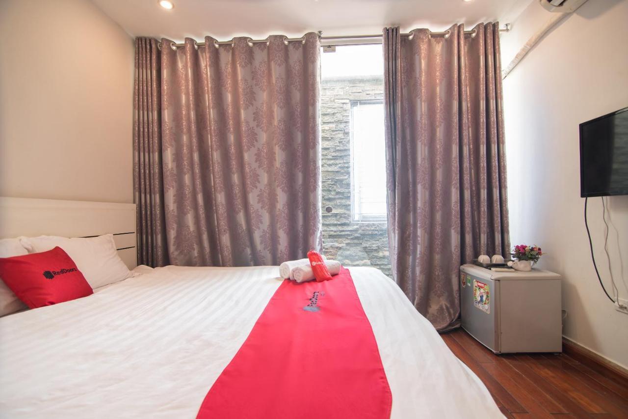 Hotel Reddoorz Yen Phu Street à Hanoï Extérieur photo