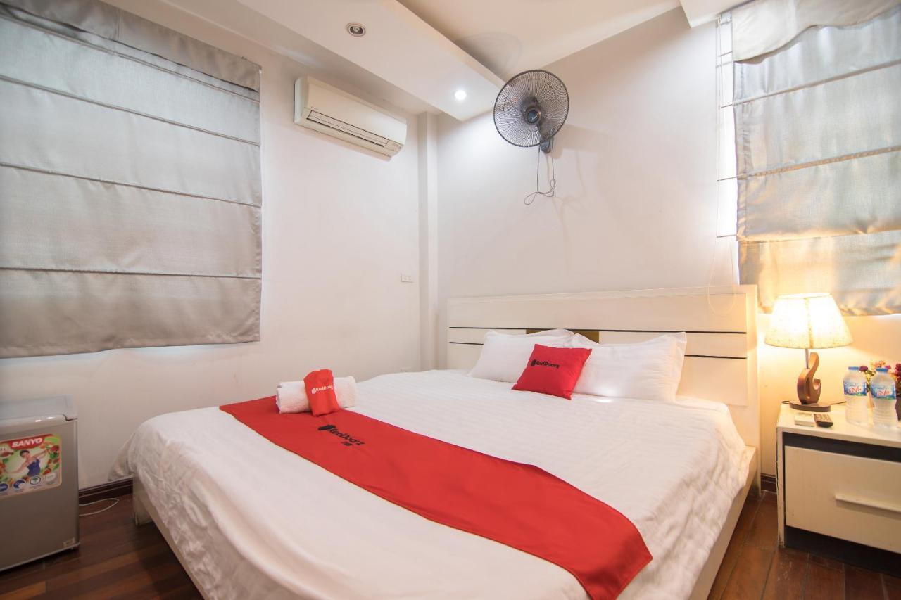 Hotel Reddoorz Yen Phu Street à Hanoï Extérieur photo